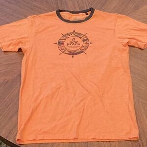 EUC prAna tee